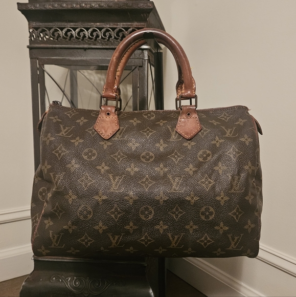 Louis Vuitton Monogram Speedy 30 - Picture 3 of 17